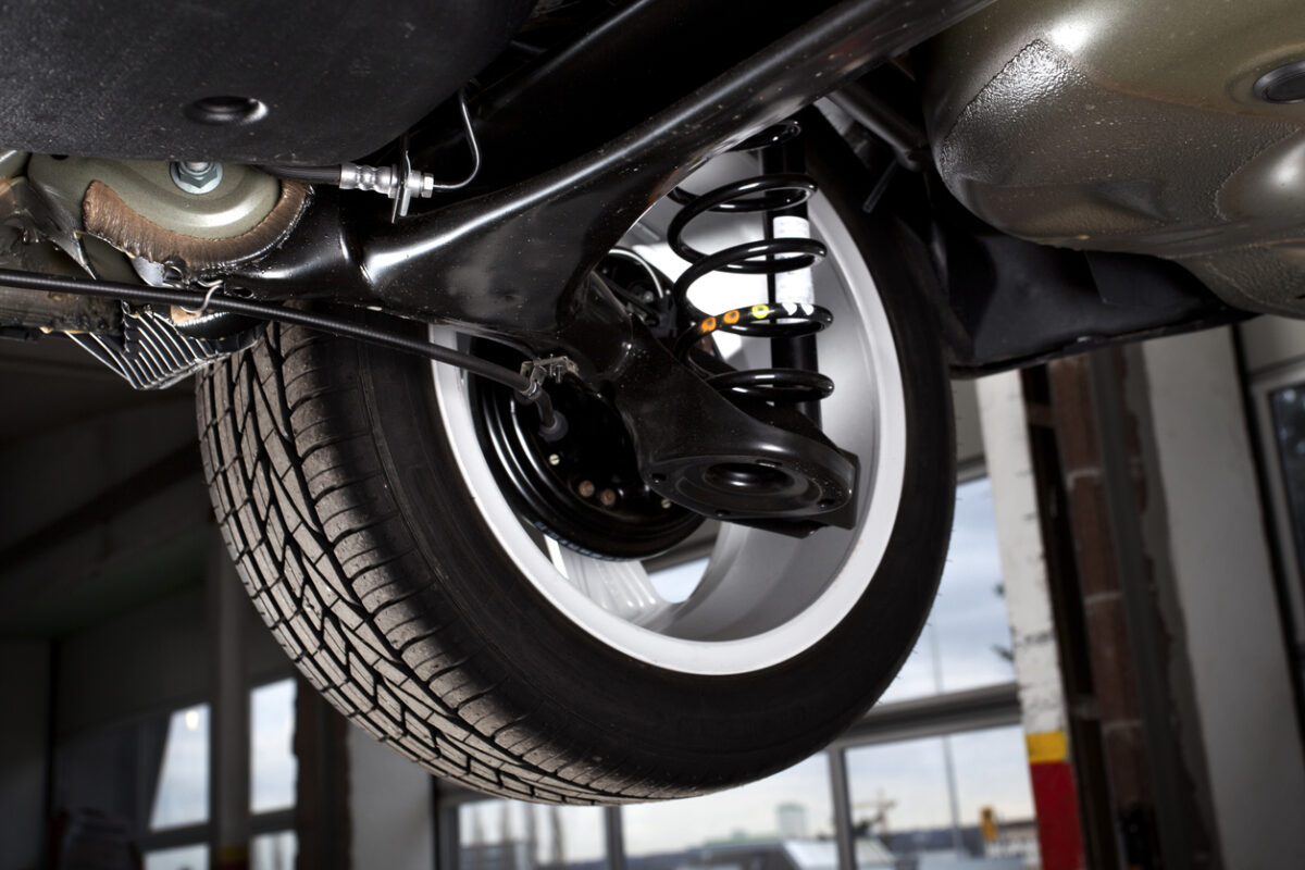 SHOCK ABSORBER definition and meaning